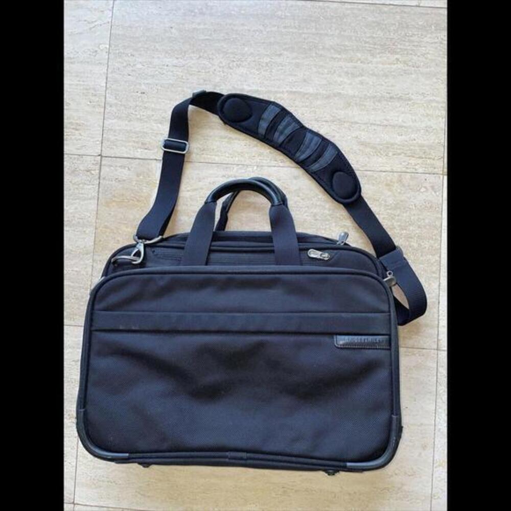 Briggs & Riley 17” Expandable Organized‎ Computer Brief Black